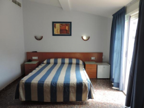 Отель Hotel Costa San Antonio  Кульера
